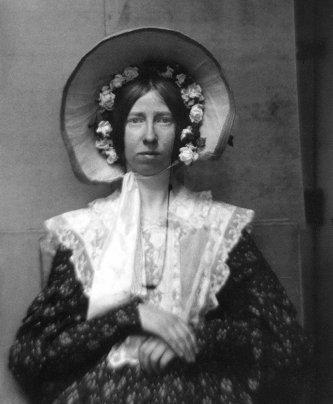 Imogen Cunningham - autoportretas, 1909