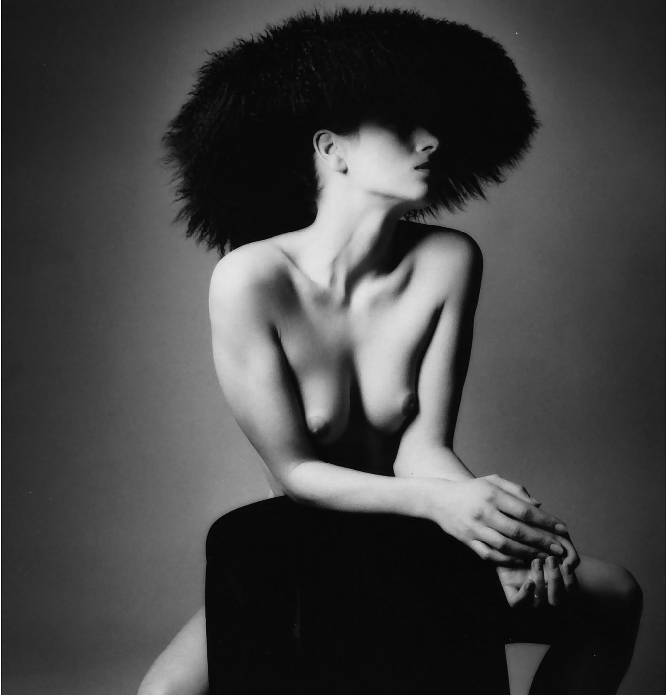 Aktas su kepure, Fotografas: Jeanloup Sieff, 1995